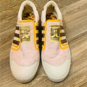 Adidas WeSC x Dakota Slip-On 'White'
 Pink/ Brown/Orange Sneakers Shoes